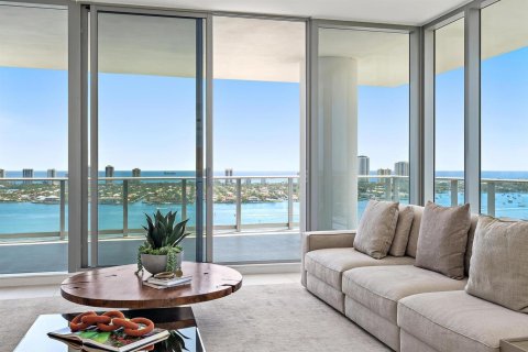 Condo in Lake Park, Florida, 3 bedrooms  № 2146212 - photo 3