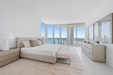 Condo in Lake Park, Florida, 3 bedrooms  № 2146212 - photo 13