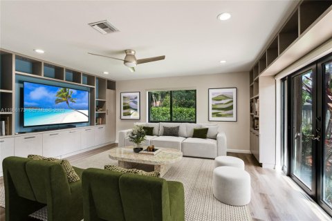 Купить виллу или дом в Майами, Флорида 4 спальни, 261.15м2, № 2048868 - фото 8