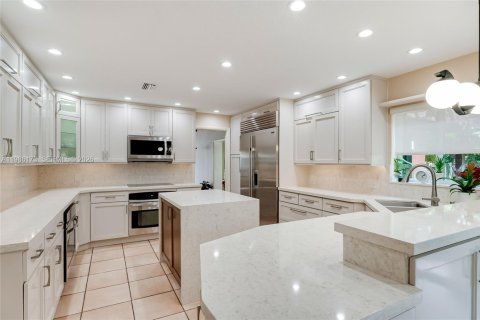 Купить виллу или дом в Майами, Флорида 4 спальни, 261.15м2, № 2048868 - фото 5