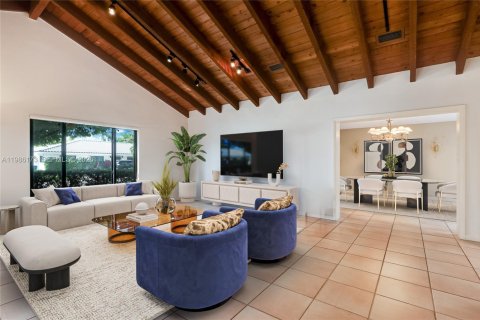 Купить виллу или дом в Майами, Флорида 4 спальни, 261.15м2, № 2048868 - фото 2