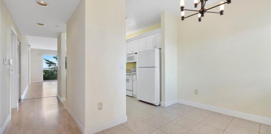 Condominio en Fort Lauderdale, Florida, 2 dormitorios № 2153898