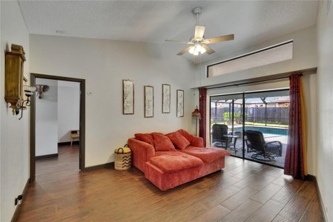 House in Plant City, Florida 3 bedrooms, 159.05 sq.m. № 1749294 - photo 10