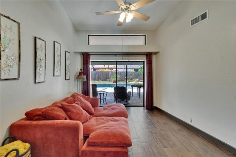House in Plant City, Florida 3 bedrooms, 159.05 sq.m. № 1749294 - photo 11