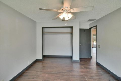House in Plant City, Florida 3 bedrooms, 159.05 sq.m. № 1749294 - photo 29