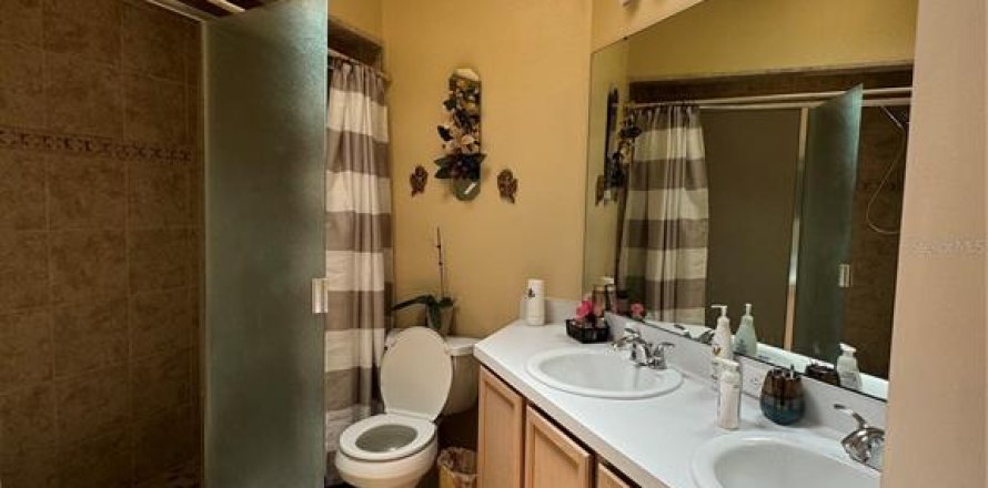 House in Kissimmee, Florida 3 bedrooms, 129.6 sq.m. № 1608825