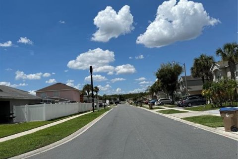 House in Kissimmee, Florida 3 bedrooms, 129.6 sq.m. № 1608825 - photo 27