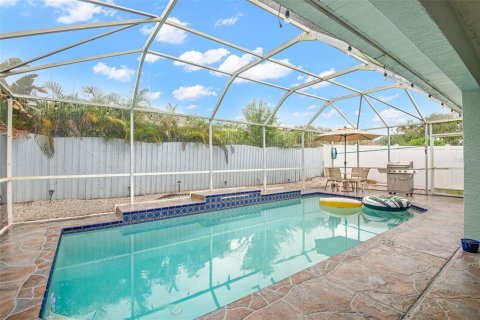 Casa en alquiler en Tarpon Springs, Florida, 3 dormitorios, 155.43 m2 № 1901563 - foto 2