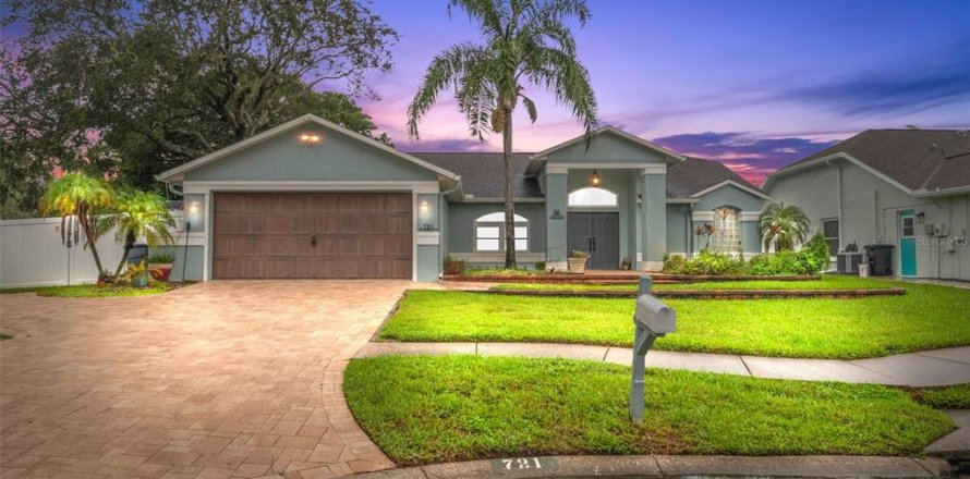 Casa en Tarpon Springs, Florida 3 dormitorios, 155.43 m2 № 1901563