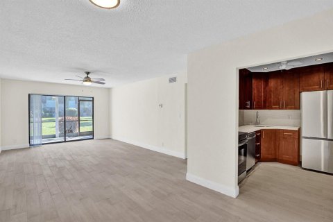 Condo in Oakland Park, Florida, 2 bedrooms  № 2082592 - photo 6