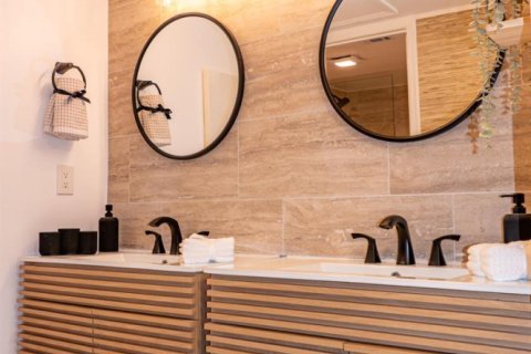Condo in Stuart, Florida, 2 bedrooms  № 2083635 - photo 28