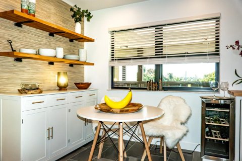 Condo in Stuart, Florida, 2 bedrooms  № 2083635 - photo 9