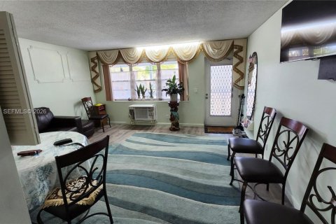Condo in Deerfield Beach, Florida, 1 bedroom  № 2053282 - photo 3