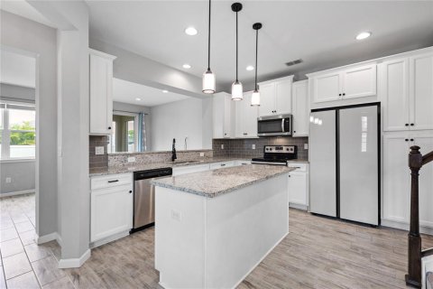 Adosado en alquiler en Lakewood Ranch, Florida, 3 dormitorios, 161.56 m2 № 1876854 - foto 3