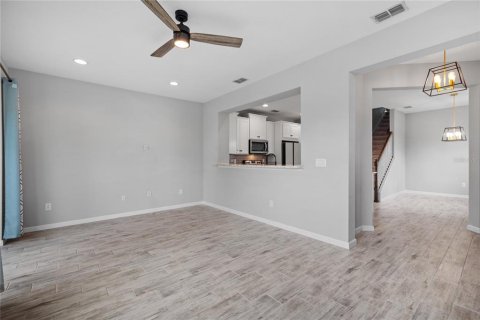 Adosado en alquiler en Lakewood Ranch, Florida, 3 dormitorios, 161.56 m2 № 1876854 - foto 9