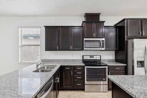 House in Ruskin, Florida 3 bedrooms, 152.36 sq.m. № 1803015 - photo 6