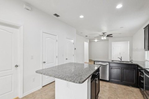 House in Ruskin, Florida 3 bedrooms, 152.36 sq.m. № 1803015 - photo 13