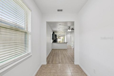 House in Ruskin, Florida 3 bedrooms, 152.36 sq.m. № 1803015 - photo 3