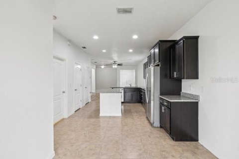 House in Ruskin, Florida 3 bedrooms, 152.36 sq.m. № 1803015 - photo 10