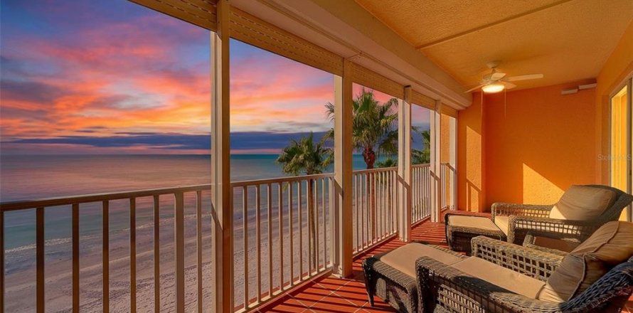 Condo in North Redington Beach, Florida, 2 bedrooms  № 2231526