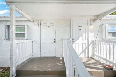 Купить коммерческую недвижимость в Майами, Флорида 98.1м2, № 2068180 - фото 3