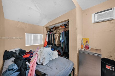 Купить коммерческую недвижимость в Майами, Флорида 98.1м2, № 2068180 - фото 26