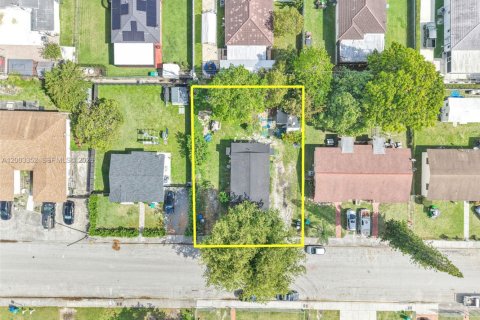 Купить коммерческую недвижимость в Майами, Флорида 98.1м2, № 2068180 - фото 5