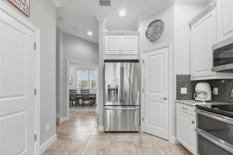Touwnhouse à vendre à Saint Petersburg, Floride: 3 chambres, 183.02 m2 № 2091648 - photo 10