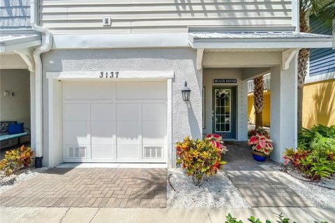Touwnhouse à vendre à Saint Petersburg, Floride: 3 chambres, 183.02 m2 № 2091648 - photo 2