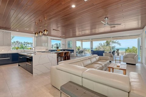 House in Longboat Key, Florida 4 bedrooms, 392.42 sq.m. № 1761027 - photo 11