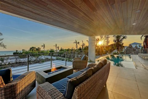 House in Longboat Key, Florida 4 bedrooms, 392.42 sq.m. № 1761027 - photo 8