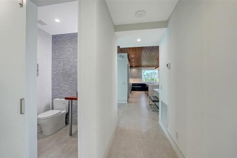 House in Longboat Key, Florida 4 bedrooms, 392.42 sq.m. № 1761027 - photo 20