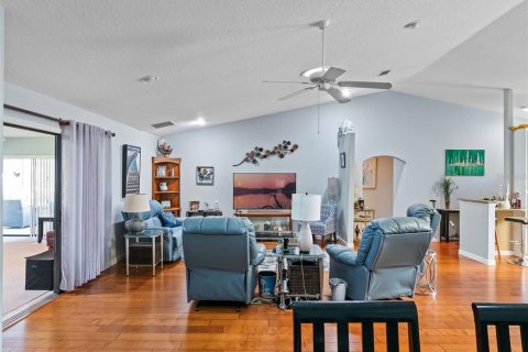 Casa en venta en Leesburg, Florida, 3 dormitorios, 249.35 m2 № 1911916 - foto 7