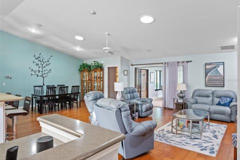 Casa en venta en Leesburg, Florida, 3 dormitorios, 249.35 m2 № 1911916 - foto 5