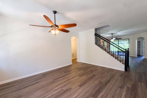 Villa ou maison à vendre à Tampa, Floride: 4 chambres, 264.68 m2 № 2424372 - photo 7