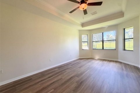 Villa ou maison à vendre à Tampa, Floride: 4 chambres, 264.68 m2 № 2424372 - photo 4
