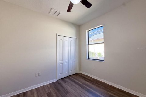 Villa ou maison à vendre à Tampa, Floride: 4 chambres, 264.68 m2 № 2424372 - photo 15