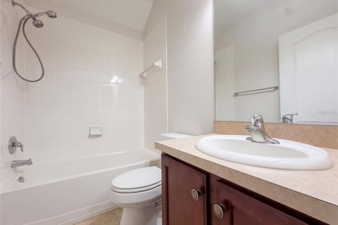 Villa ou maison à vendre à Tampa, Floride: 4 chambres, 264.68 m2 № 2424372 - photo 24