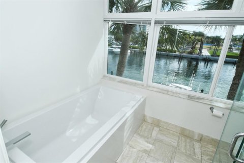 Adosado en alquiler en Sarasota, Florida, 3 dormitorios, 177.16 m2 № 1810739 - foto 26