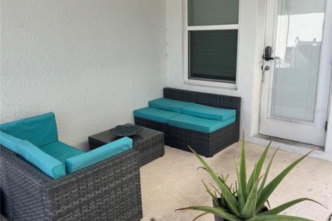 Villa ou maison à vendre à Kissimmee, Floride: 4 chambres, 257.9 m2 № 2130232 - photo 8