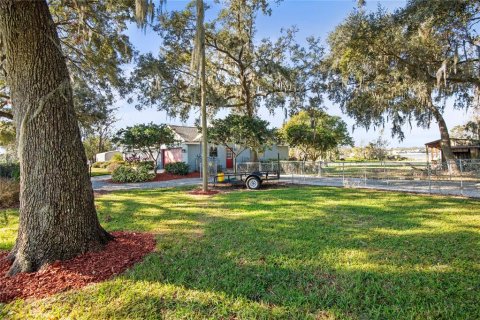 House in Dover, Florida 3 bedrooms, 234.49 sq.m. № 1545559 - photo 22