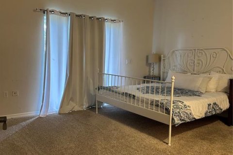 Condo in Kissimmee, Florida, 3 bedrooms № 1912388 - photo 24