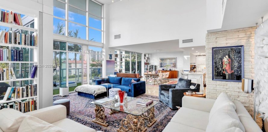 Condominio en Aventura, Florida, 4 dormitorios № 2089834