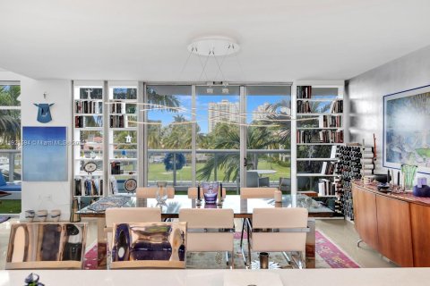 Condominio en venta en Aventura, Florida, 4 dormitorios, 291.9 m2 № 2089834 - foto 9