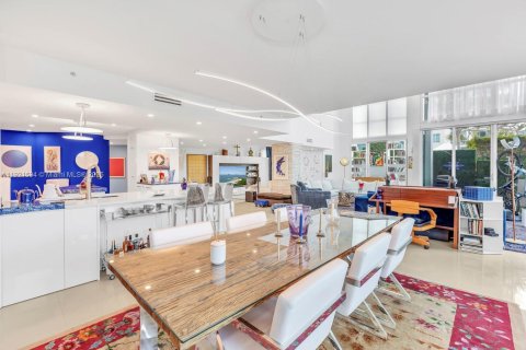 Condominio en venta en Aventura, Florida, 4 dormitorios, 291.9 m2 № 2089834 - foto 11