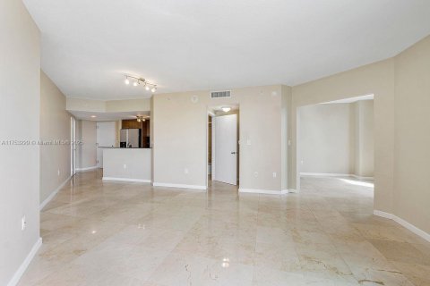 Copropriété à vendre à Miami, Floride: 1 chambre, 61.04 m2 № 1960973 - photo 8