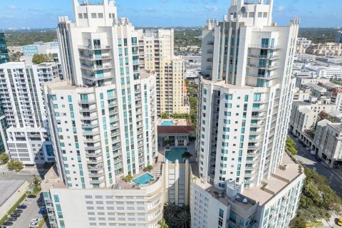 Condo à Miami, Floride, 1 chambre  № 1960973
