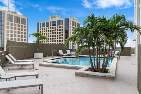 Copropriété à vendre à Miami, Floride: 1 chambre, 61.04 m2 № 1960973 - photo 11