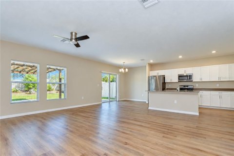 House in Riverview, Florida 4 bedrooms, 206.8 sq.m. № 2418389 - photo 6