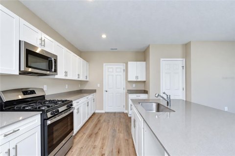 House in Riverview, Florida 4 bedrooms, 206.8 sq.m. № 2418389 - photo 10